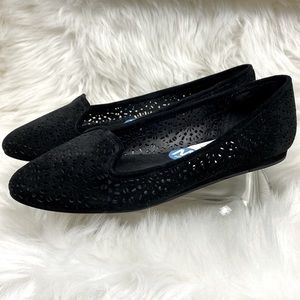 New! Vince Camuto Lanta flats casual shoes black leather suede cutout 7.5 wide